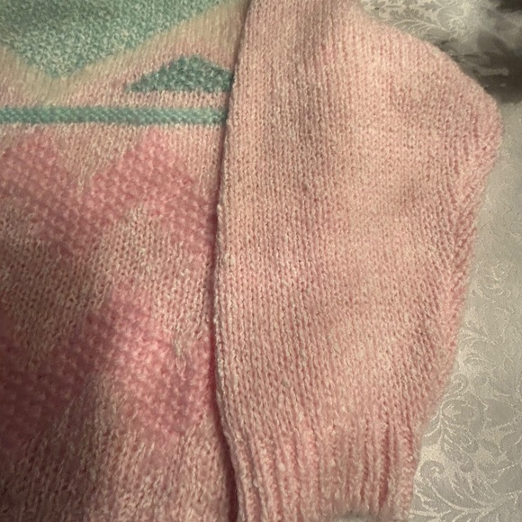 Ladies Bulky Knit Sweater - Picture 6 of 7